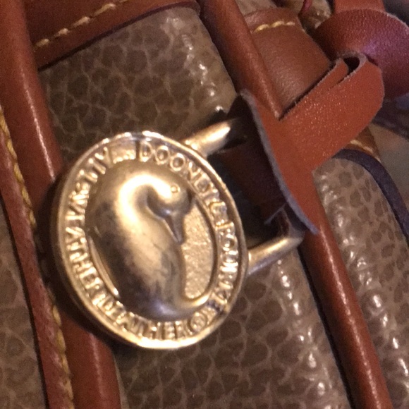 Vintage Dooney & Bourke Travel Purse - Picture 6 of 14